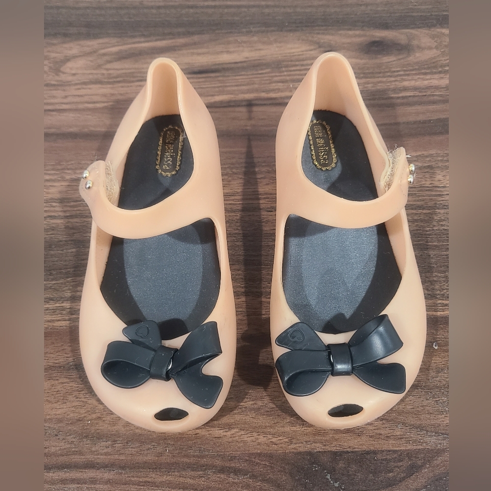 😍Mini Melissa Shoes, Toddler Size 10😍